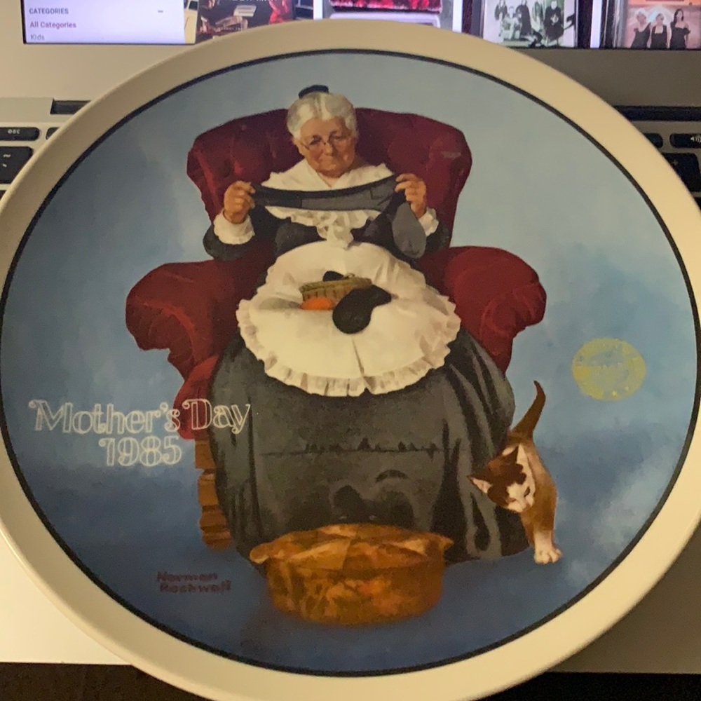 Norman Rockwell Mother’s Day 1985 plate “Mending Time”